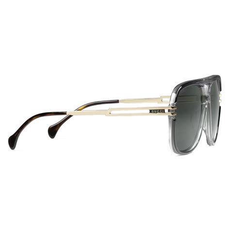 Navigator frame sunglasses in dark grey metal